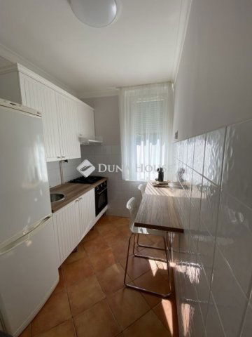 Kiadó téglalakás, albérlet, Budapesten, IV. kerületben