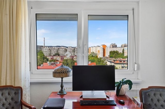 Eladó panellakás, Budapesten, III. kerületben 83 M Ft, 3 szobás