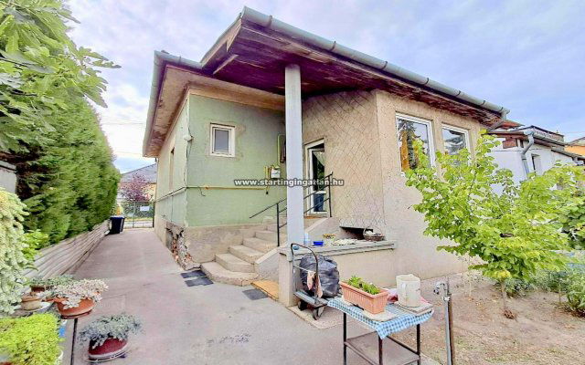 Eladó családi ház, Budapesten, XV. kerületben, Őrtűz utcában