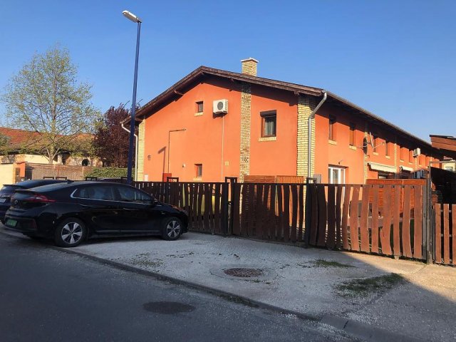 Eladó téglalakás, Dunakeszin 74.9 M Ft, 3 szobás