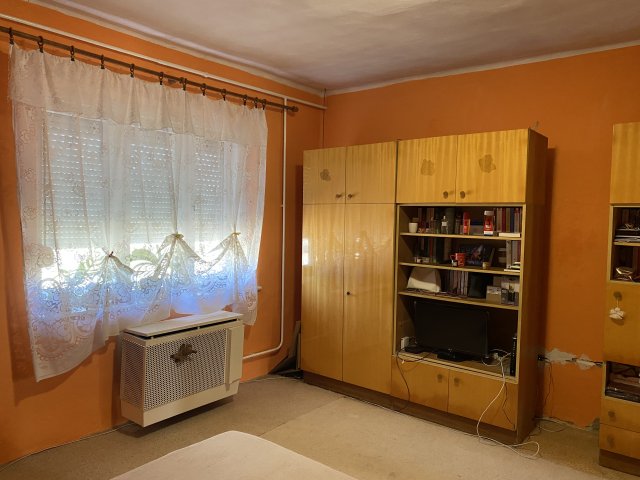 Eladó családi ház, Nyékládházán 23.5 M Ft, 2 szobás