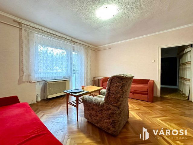 Eladó téglalakás, Salgótarjánban 17.99 M Ft, 2 szobás