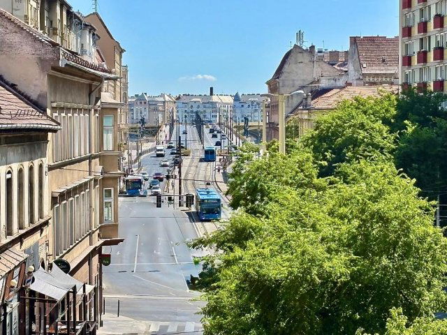Eladó téglalakás, Budapesten, II. kerületben 199 M Ft, 3 szobás