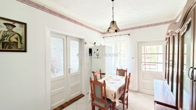 Eladó családi ház, Egerben 39.9 M Ft, 4 szobás