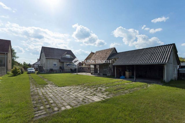 Eladó családi ház, Jánossomorján 89.99 M Ft, 5 szobás