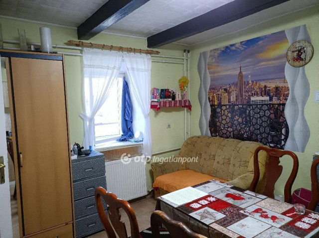 Eladó családi ház, Kókán 39.99 M Ft, 1+1 szobás