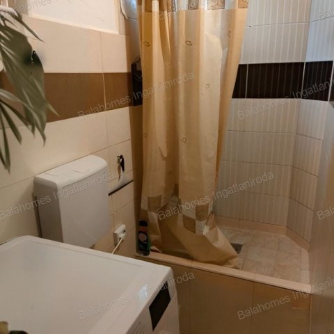 Eladó téglalakás, Siófokon 47 M Ft / költözzbe.hu