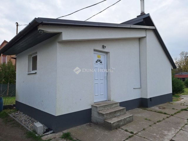 Eladó családi ház, Győrött 34.99 M Ft / költözzbe.hu