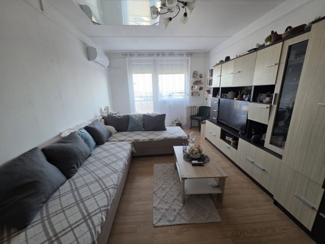 Eladó panellakás, Miskolcon 35.5 M Ft, 2 szobás