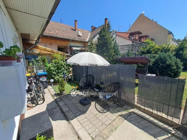 Eladó téglalakás, Budapesten, IV. kerületben 34.9 M Ft, 1 szobás