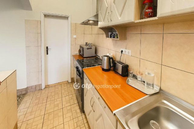 Eladó családi ház, Szegeden 81.8 M Ft, 5+1 szobás