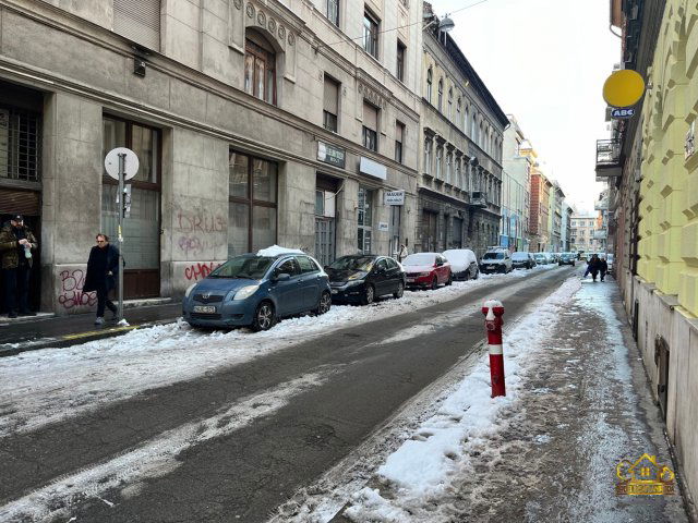 Eladó üzlethelyiség, Budapesten, VII. kerületben 81 M Ft