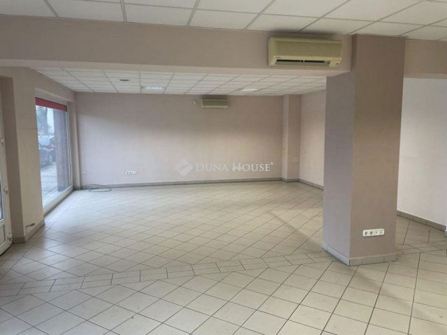 Kiadó üzlethelyiség, Nyíregyházán 260 E Ft / hó
