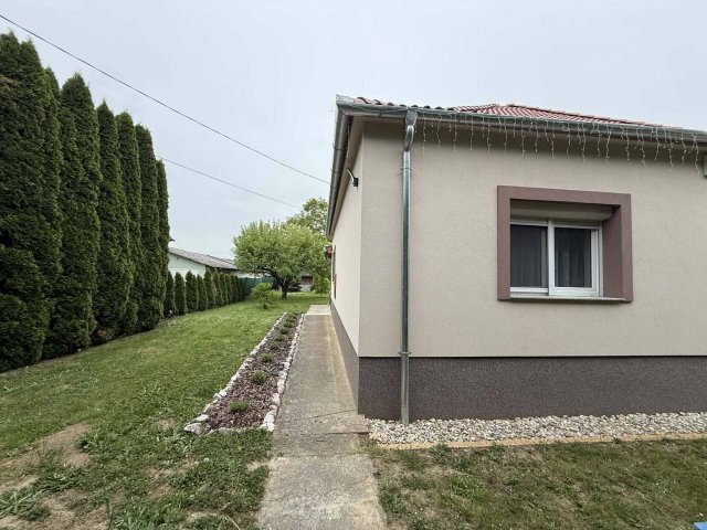 Eladó családi ház, Harkányban 81.99 M Ft, 3 szobás
