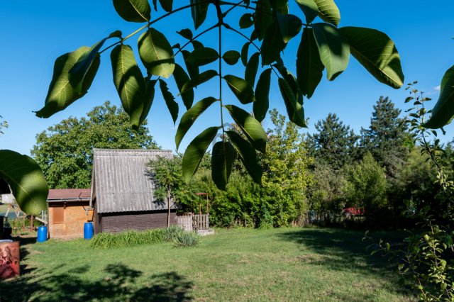 Eladó nyaraló, Fehérvárcsurgón 13.5 M Ft, 1 szobás