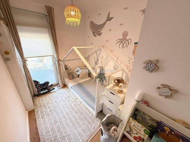 Eladó családi ház, Debrecenben 109 M Ft, 4 szobás