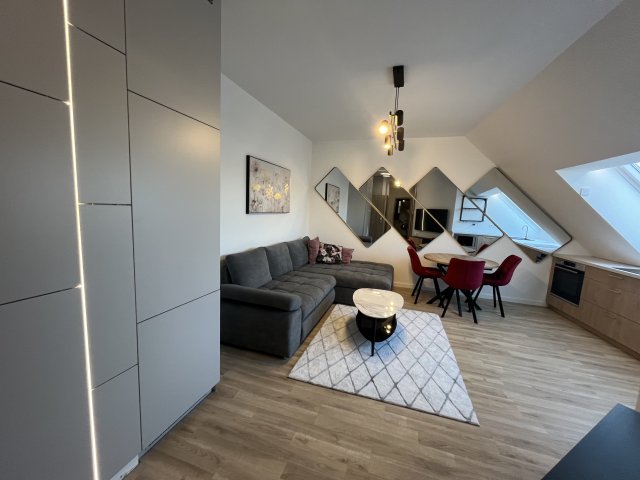 Kiadó téglalakás, albérlet, Budapesten, VI. kerületben