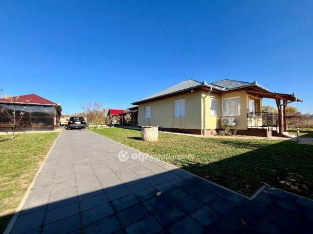 Eladó családi ház, Kállósemjénen 58 M Ft, 3 szobás