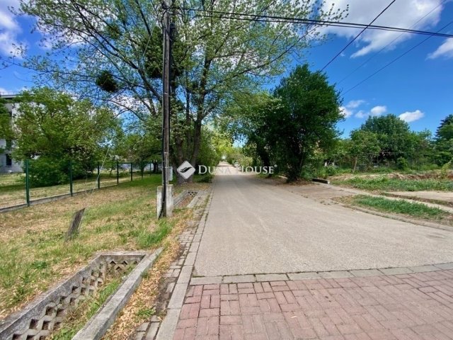 Eladó családi ház, Budapesten, XVI. kerületben 240 M Ft