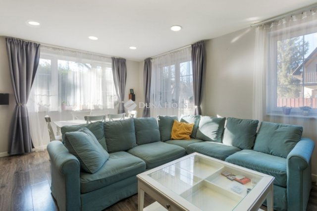 Eladó családi ház, Gödön 179.9 M Ft, 5 szobás