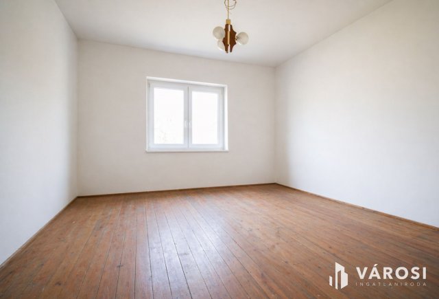 Eladó családi ház, Csanádapácán 12.9 M Ft, 3 szobás