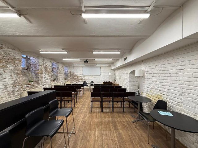 Eladó üzlethelyiség, Budapesten, IX. kerületben, Angyal utcában