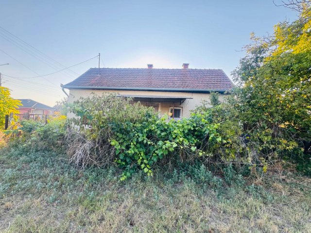 Eladó családi ház, Monostorpályin 18 M Ft, 1 szobás