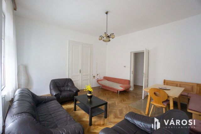 Kiadó téglalakás, albérlet, Győrött 220 E Ft / hó, 3 szobás