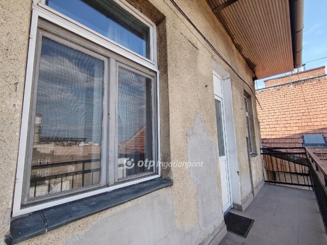 Eladó téglalakás, Budapesten, VII. kerületben 68.9 M Ft