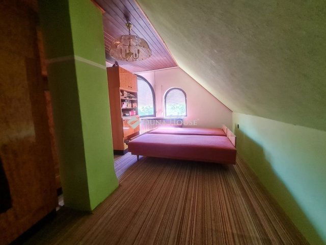 Eladó családi ház, Balatonszabadiban 65 M Ft, 5 szobás