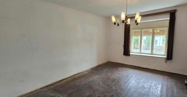 Eladó családi ház, Kakucson 45 M Ft, 4+1 szobás