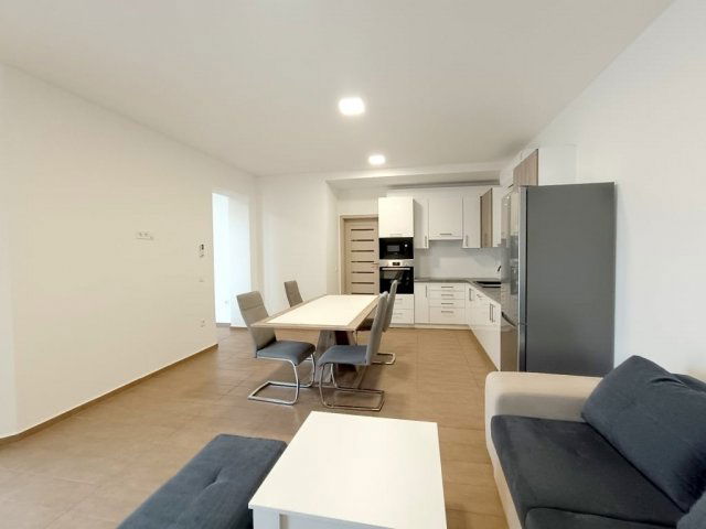 Kiadó ikerház, albérlet, Nyíregyházán 400 E Ft / hó, 4 szobás