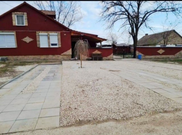 Eladó családi ház, Sükösdön 18.9 M Ft, 5 szobás