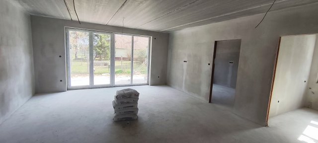 Eladó ikerház, Veresegyházon 110 M Ft, 4 szobás