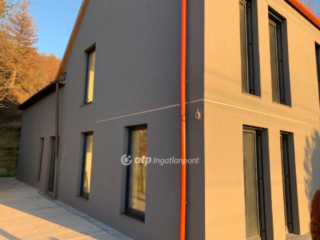 Eladó ipari ingatlan, Egerben 135 M Ft / költözzbe.hu