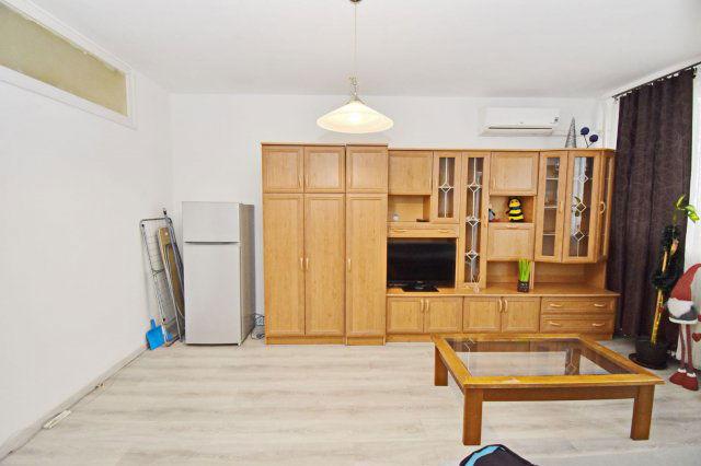 Eladó panellakás, Debrecenben 47 M Ft, 2 szobás