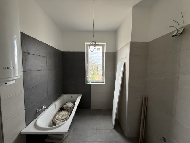 Eladó ikerház, Budapesten, XVIII. kerületben 140 M Ft, 5 szobás