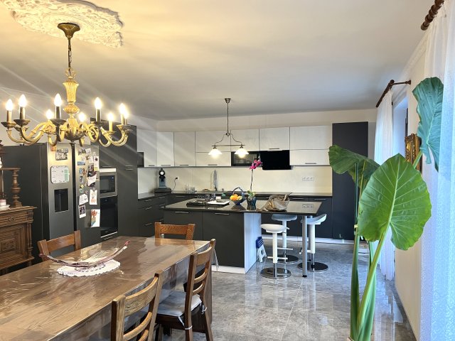 Eladó családi ház, Enyingen, Bocskai utcában 159 M Ft, 4 szobás