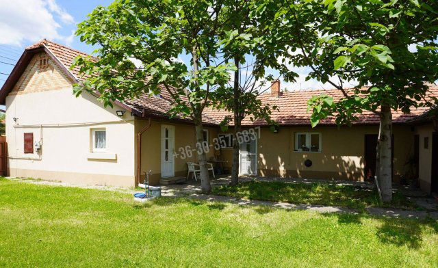 Eladó családi ház, Mórahalmon 38 M Ft, 2 szobás