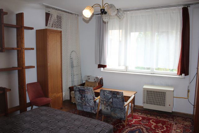 Kiadó téglalakás, albérlet, Debrecenben, Poroszlay úton