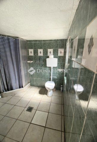 Eladó családi ház, Márkón 36.5 M Ft, 2+1 szobás