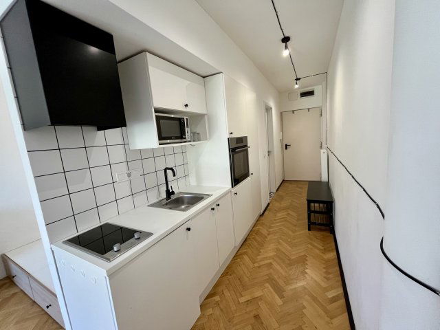 Eladó téglalakás, Budapesten, VIII. kerületben, Kálvária téren