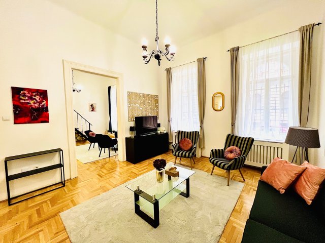 Eladó téglalakás, Budapesten, VI. kerületben, Izabella utcában