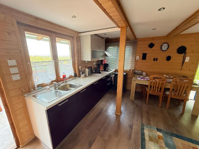 Eladó családi ház, Szentendrén 84.9 M Ft, 2 szobás