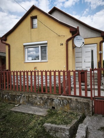 Eladó családi ház, Besenyőtelken 29.5 M Ft, 3 szobás