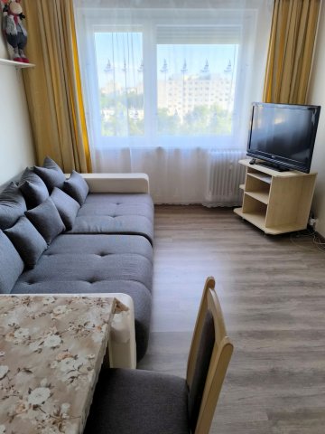 Kiadó panellakás, albérlet, Debrecenben, Sinai Miklós utcában