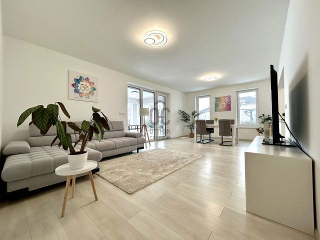 Eladó családi ház, Győrságon 124.9 M Ft, 4 szobás