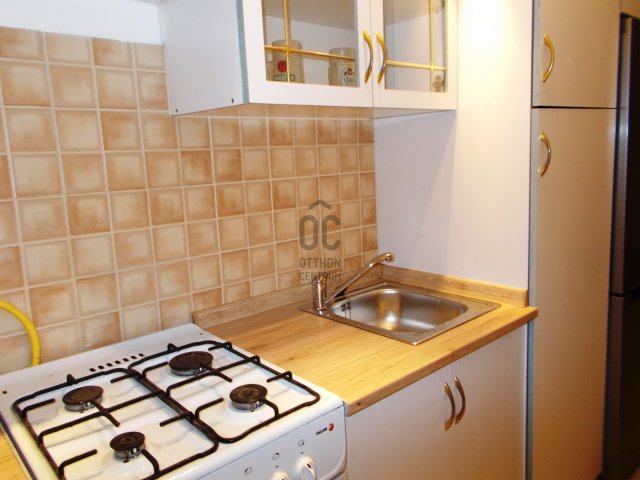 Kiadó panellakás, albérlet, Budapesten, III. kerületben