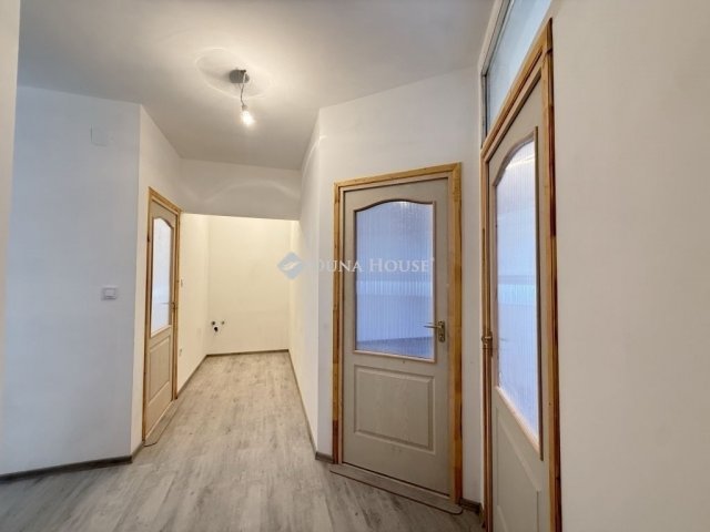 Eladó téglalakás, Budapesten, XIX. kerületben 77.9 M Ft