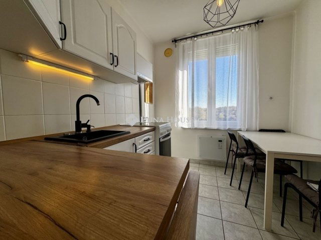 Eladó téglalakás, Vasváron 40.52 M Ft, 2 szobás